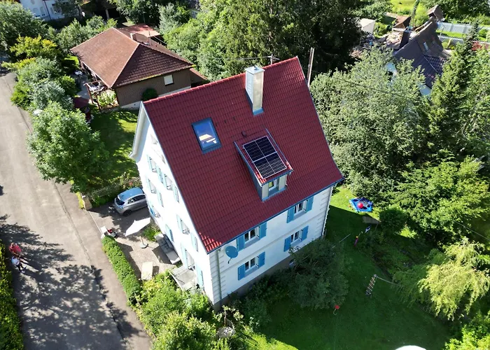 Zwergdackeladlerhirsch * בויירון